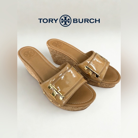 Tory Burch Shoes - New TORY BURCH Tan Patent Leather Ines Cork Wedge Sandals - Size 10 👡🏝️